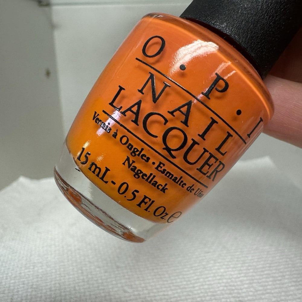 O.P.I. opi Nail Lacquer #NL B88 In My Back Pocket (Orange) New Without Box